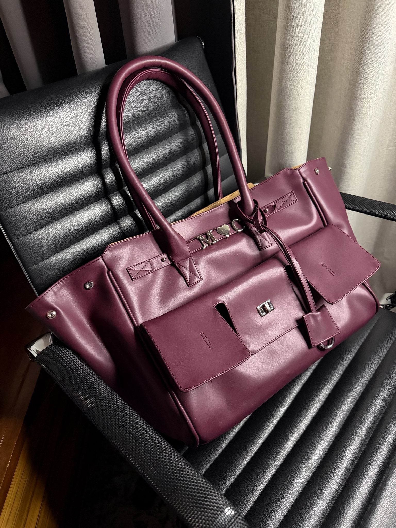Amara tote