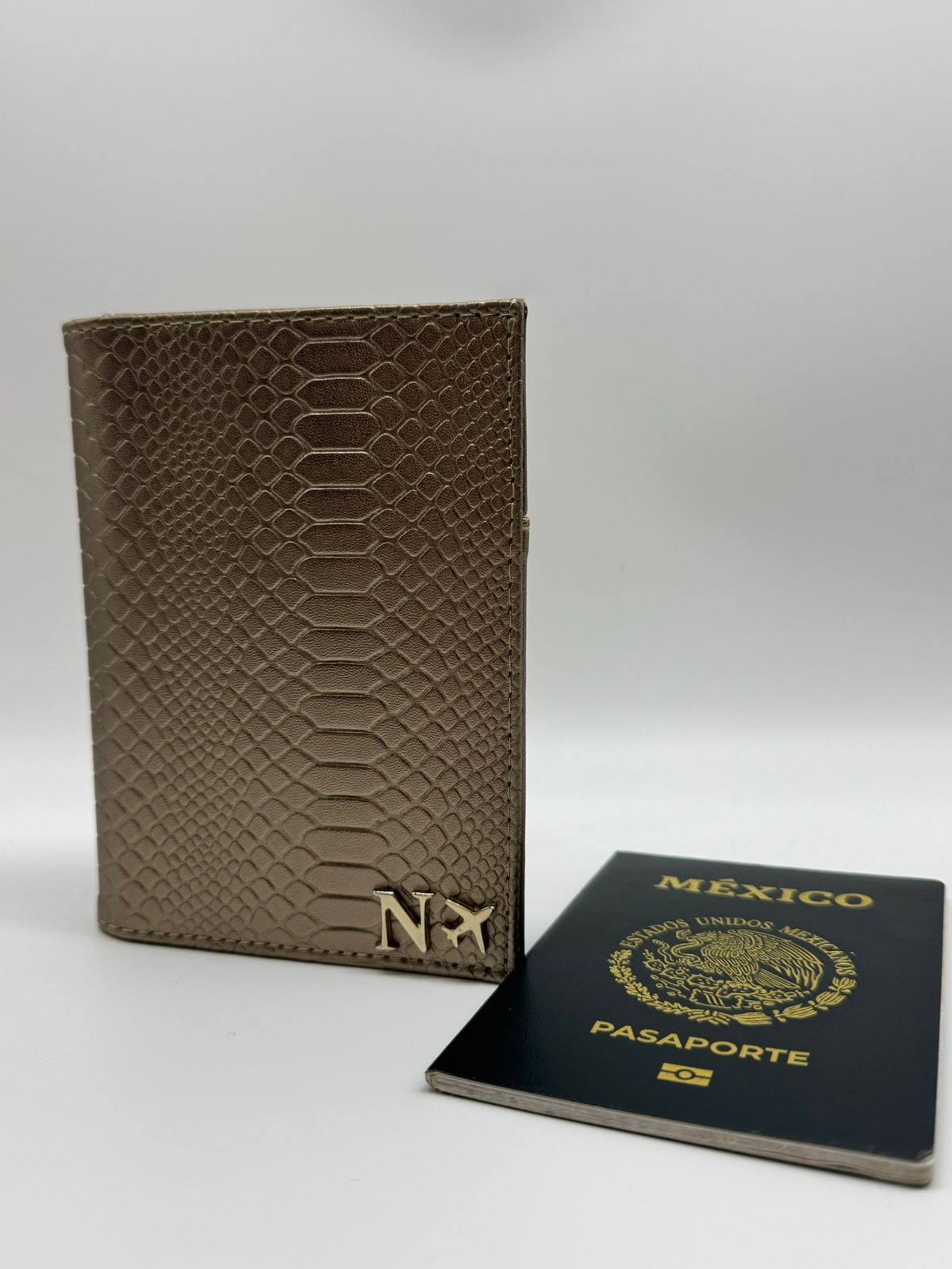 Porta Pasaporte Inox