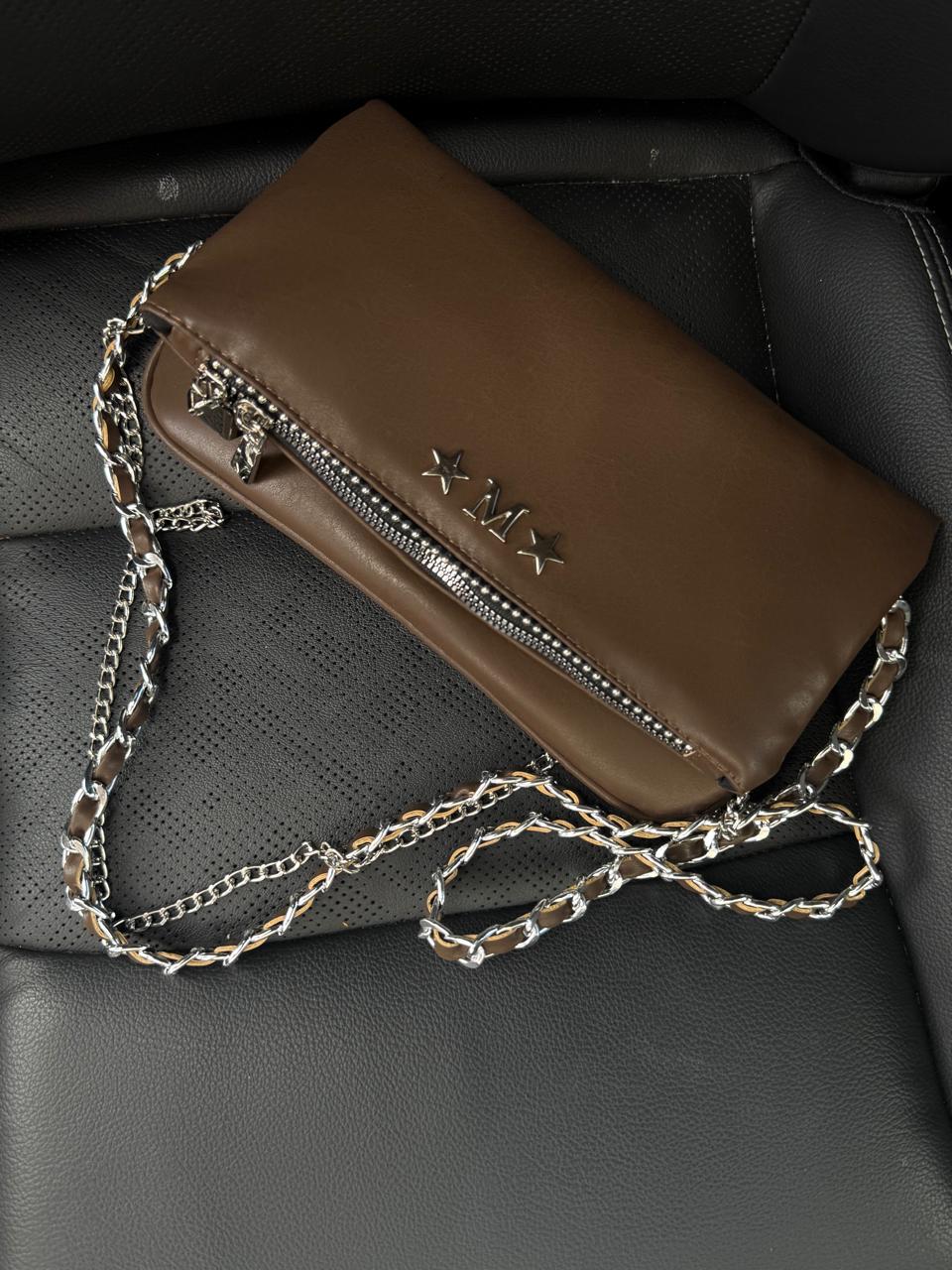 Monet bag cafe
