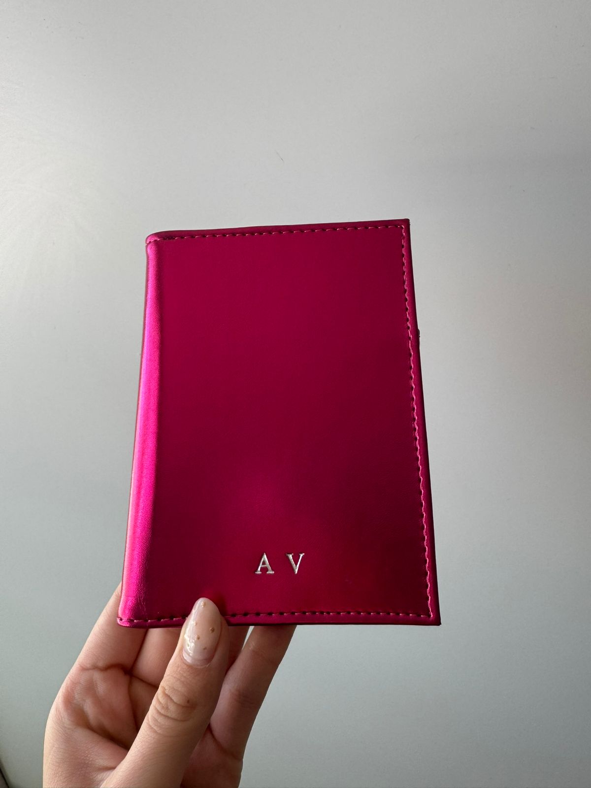 Porta Pasaporte Rosa Metálico